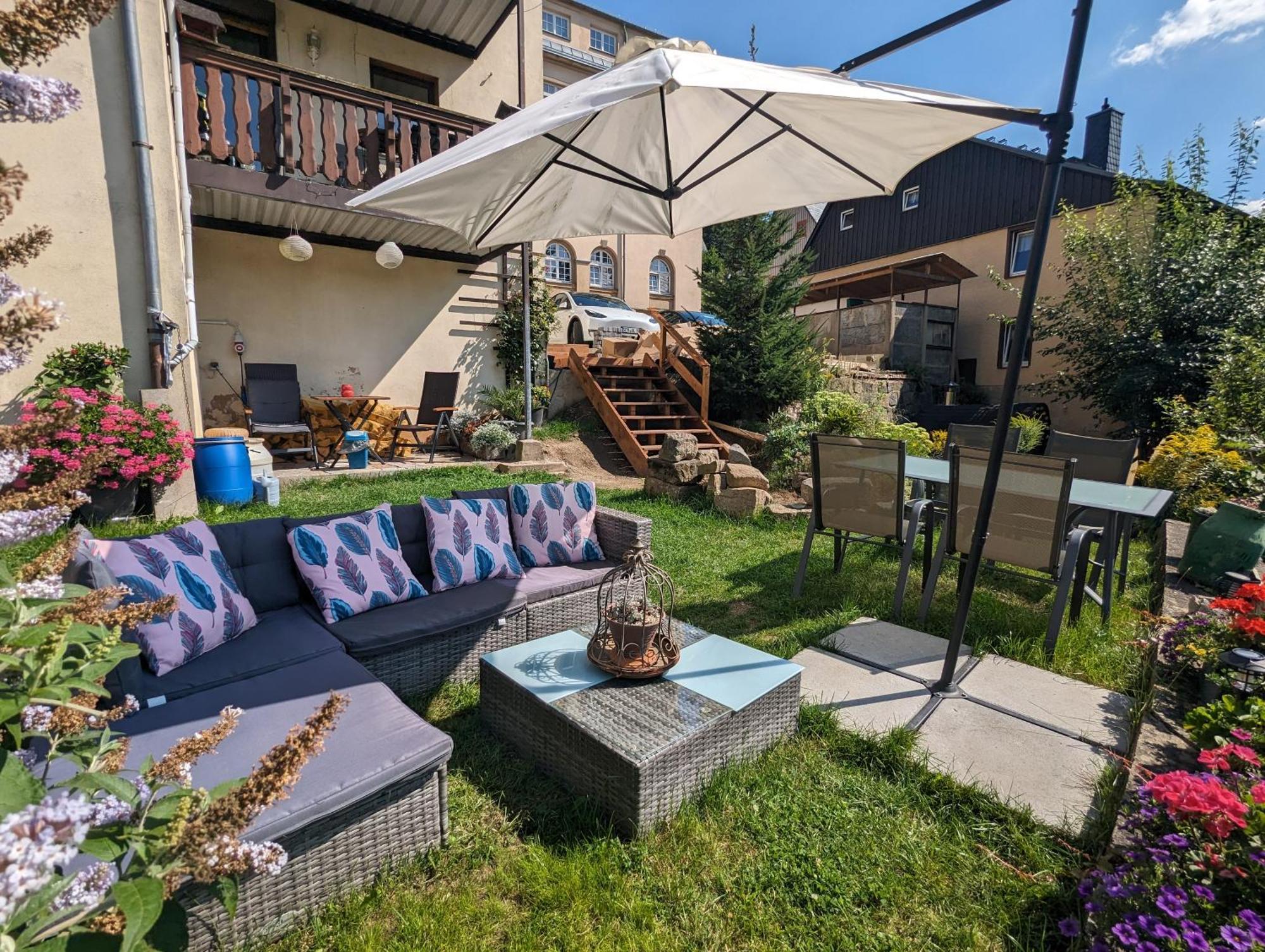 F2 - Urlaubsmagie Sauna, Whirlpool, Pool & Garten Sebnitz Luaran gambar