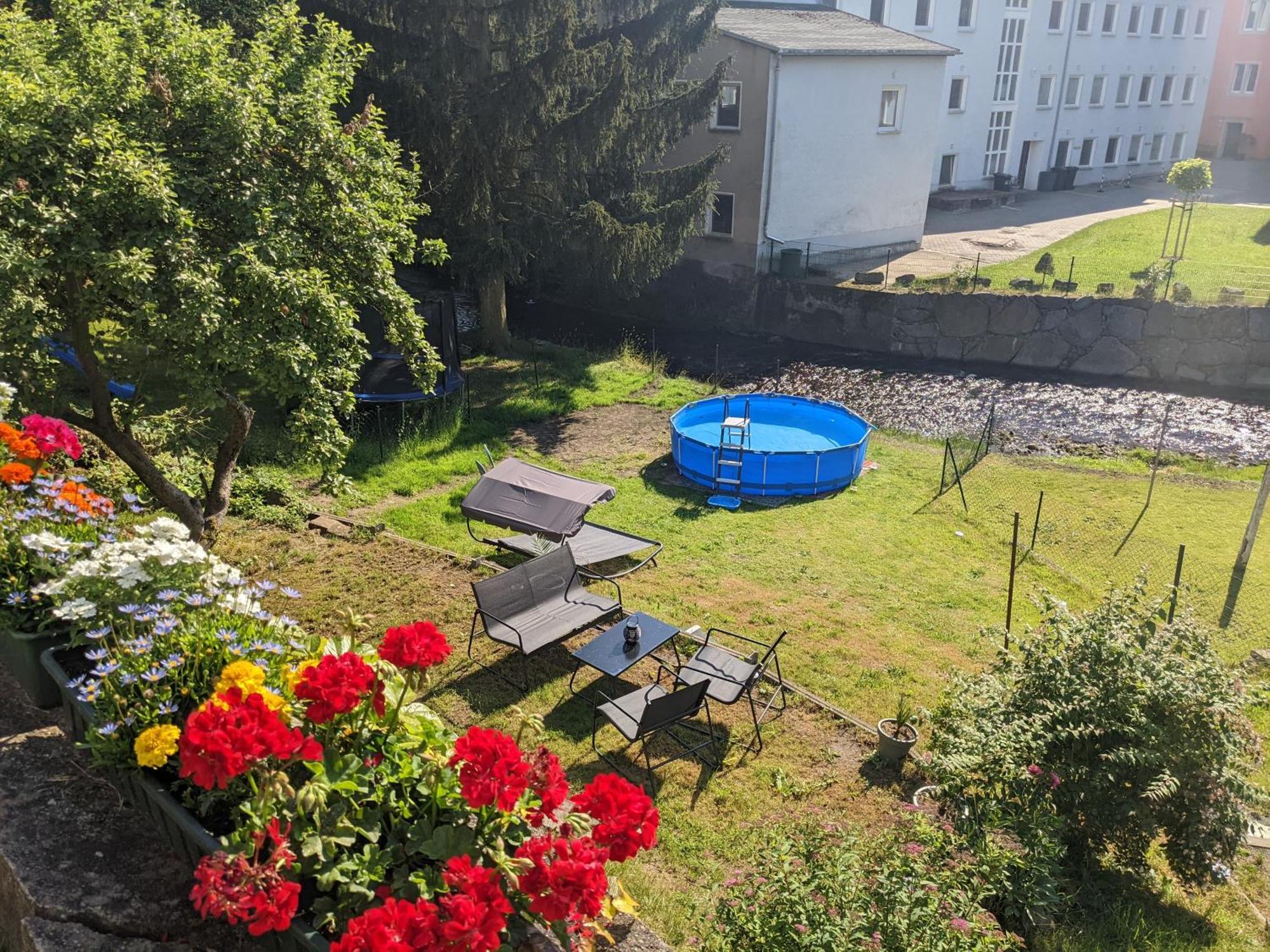 F2 - Urlaubsmagie Sauna, Whirlpool, Pool & Garten Sebnitz Luaran gambar