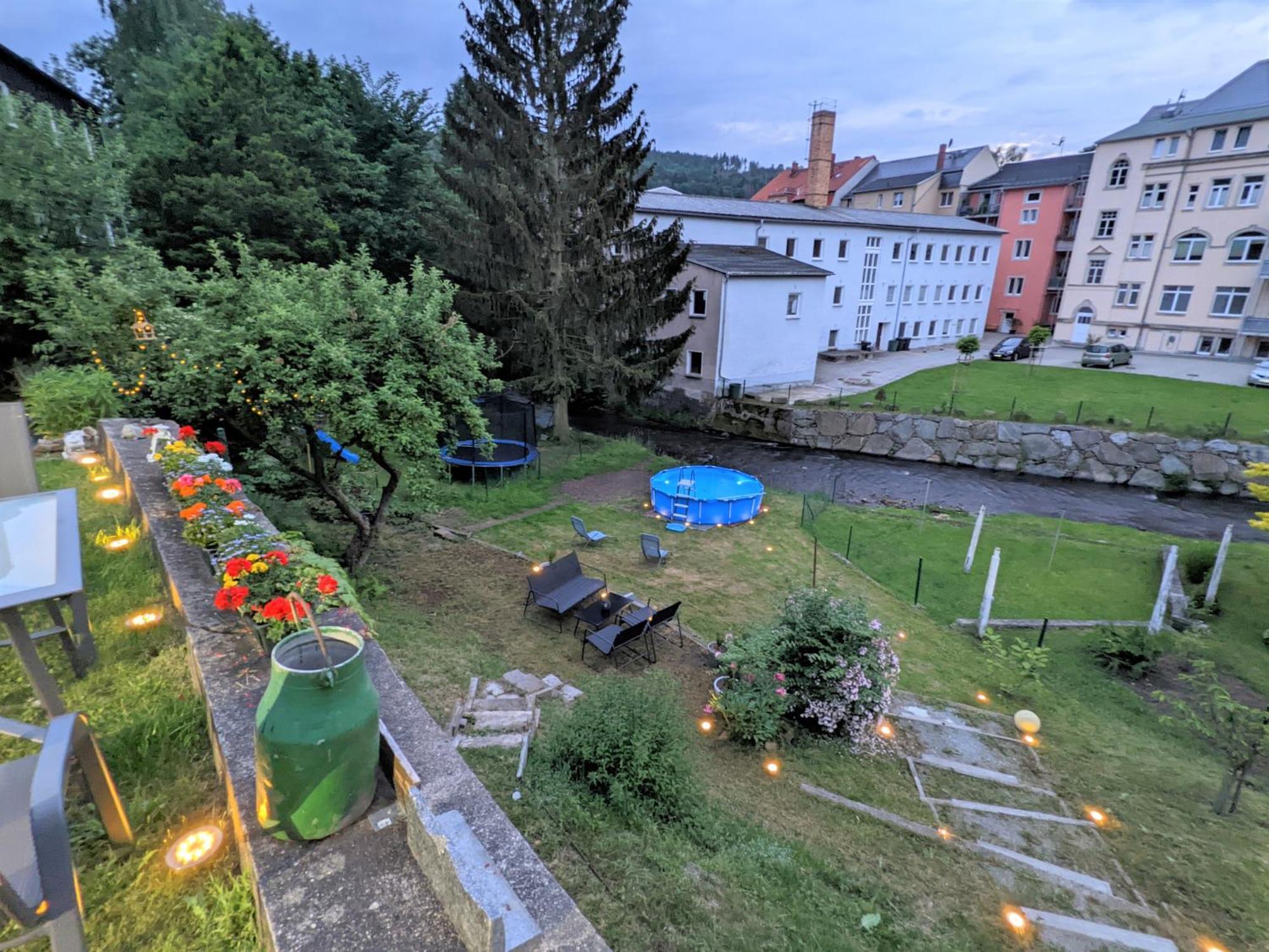F2 - Urlaubsmagie Sauna, Whirlpool, Pool & Garten Sebnitz Luaran gambar