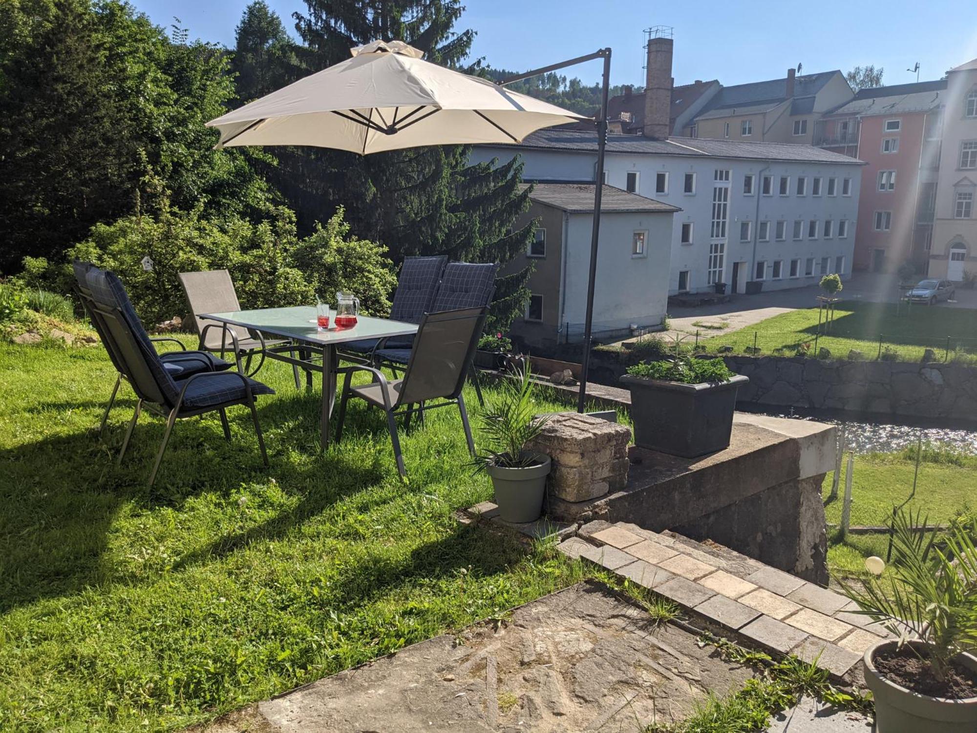 F2 - Urlaubsmagie Sauna, Whirlpool, Pool & Garten Sebnitz Luaran gambar